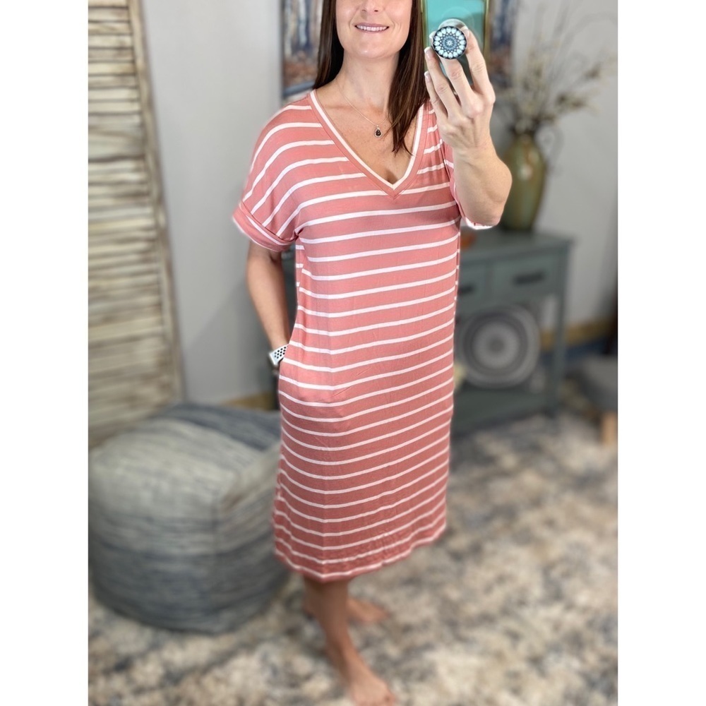 ❤️‍🔥Striped Rolled Sleeve Boxy Pocket Tee Dress Pink 1022